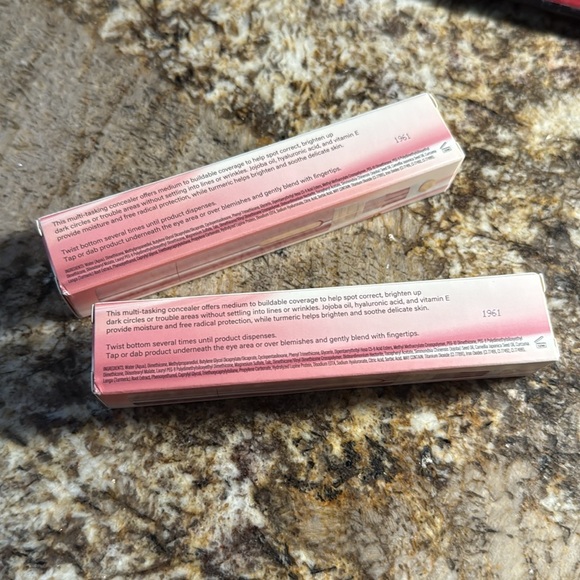 Mally Beauty The Plush Pen Brightening Concealer - Picture 3 of 7